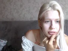 BlondyLedy 19