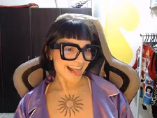 MiaHairyBody 180