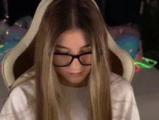 LisaMones 1